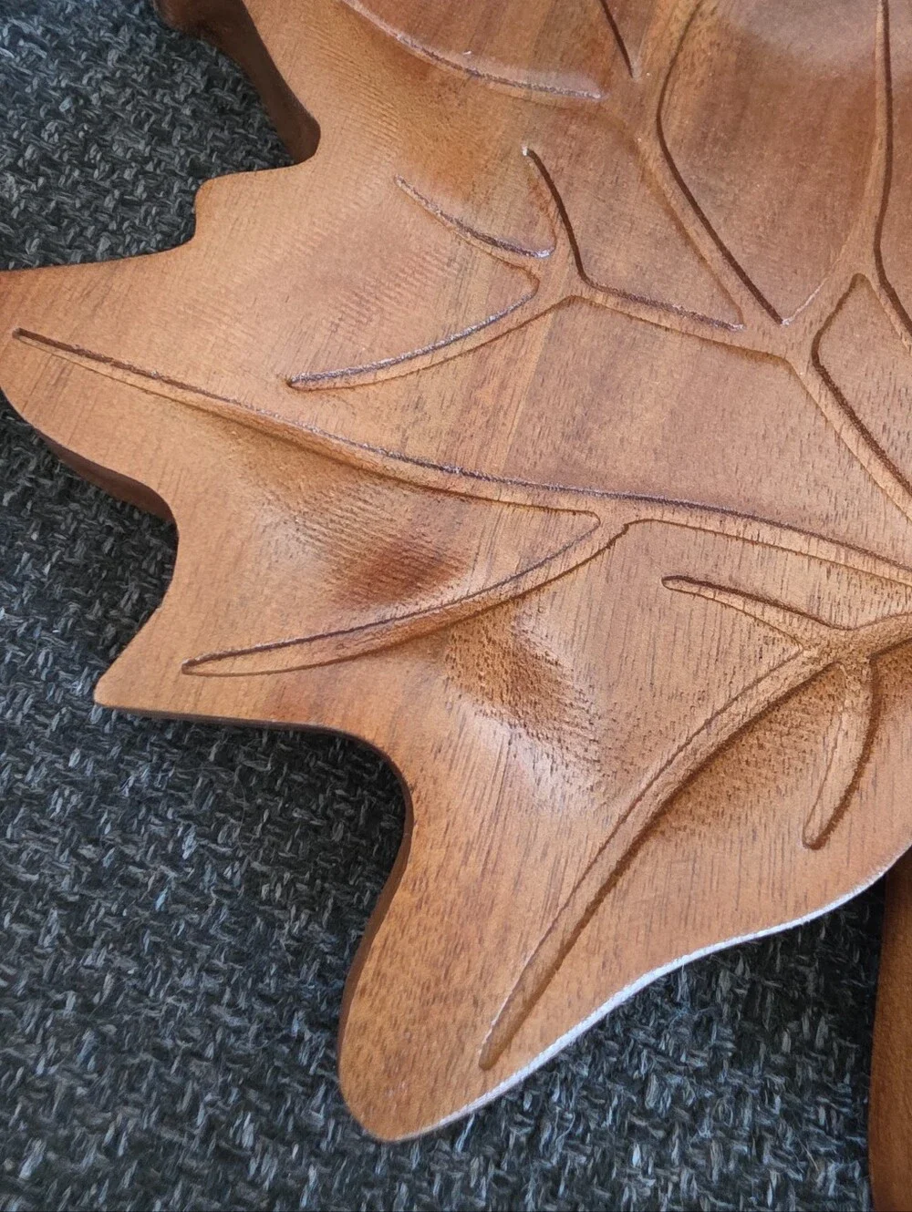 NEW Wooden Wood Maple Leaf Serving Plate Hobby Lobby Decorative Fall Autumn